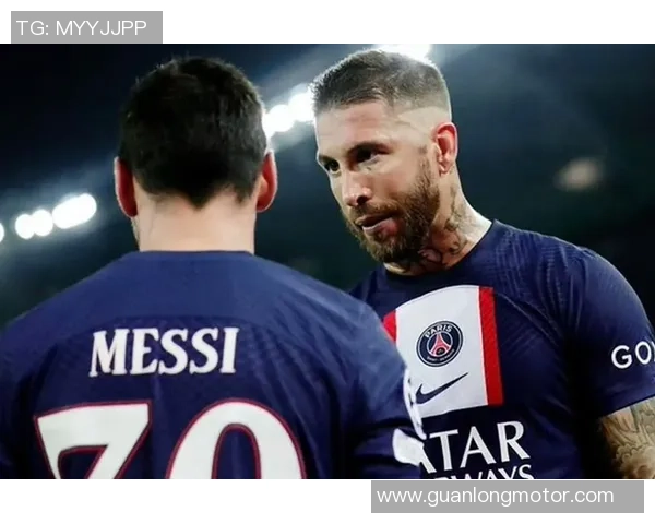 拉莫斯：从坚固后卫到足坛传奇，见证足球历史的变迁与辉煌